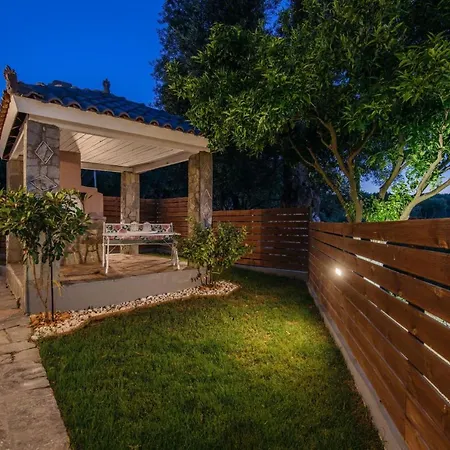 Villa Venia - Cozy Escape With Scenic Sew View, By Zantewize Tragaki