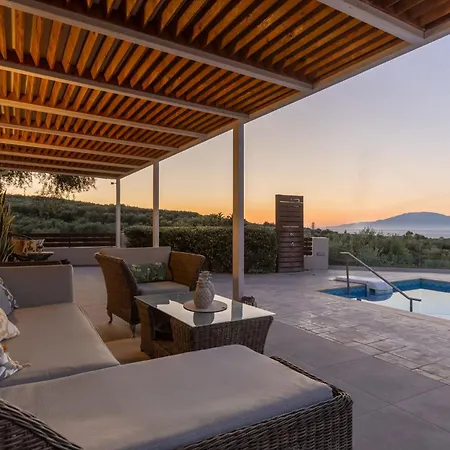 Vila Venia - Cozy Escape With Scenic Sew View, By Zantewize *