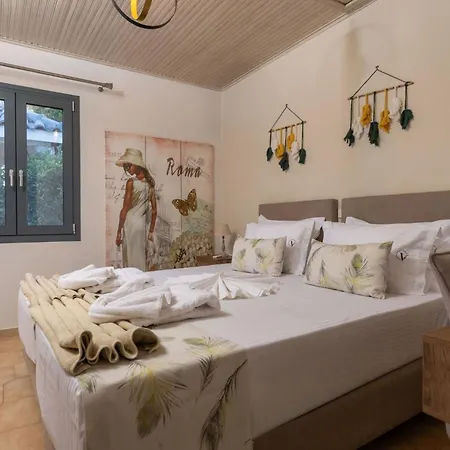 Vila Venia - Cozy Escape With Scenic Sew View, By Zantewize *